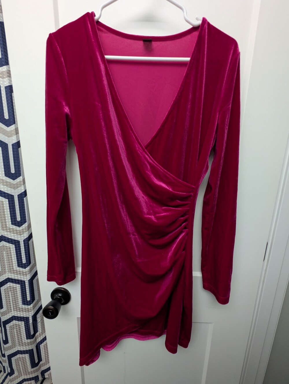Shien Velvet Wrap-Style Long Sleeve Dress